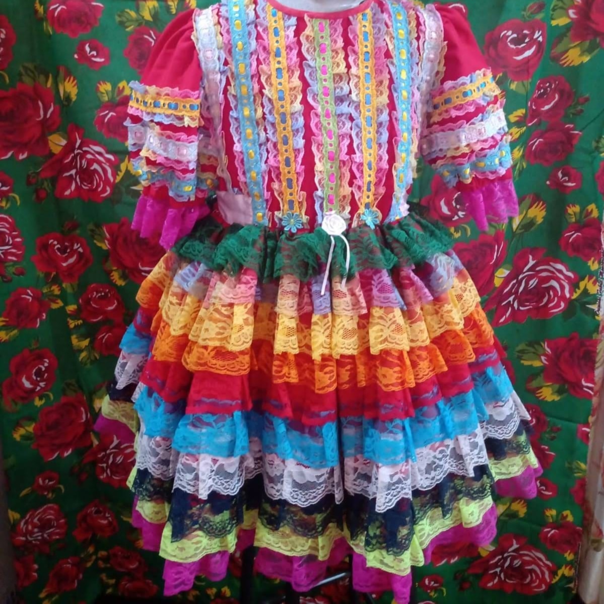 Vestido Caipira Arco-Íris