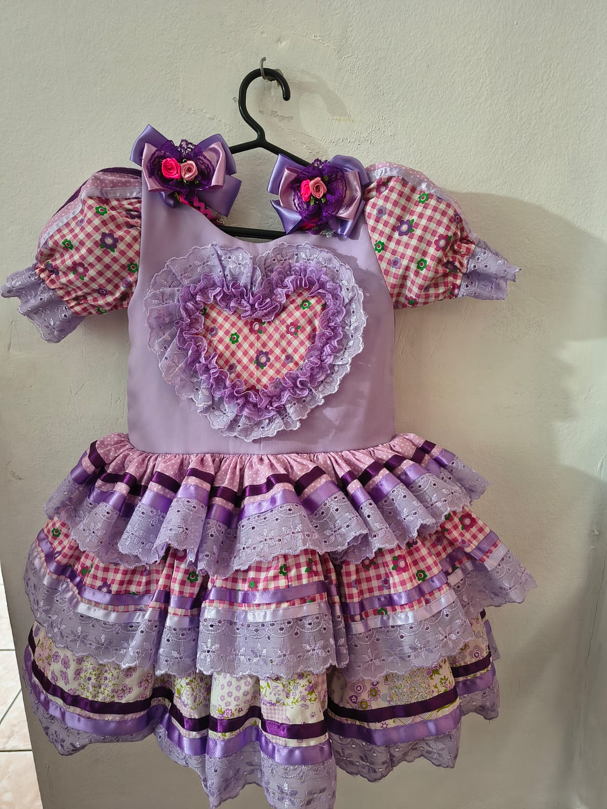 Vestido Caipira Lilás com Coração